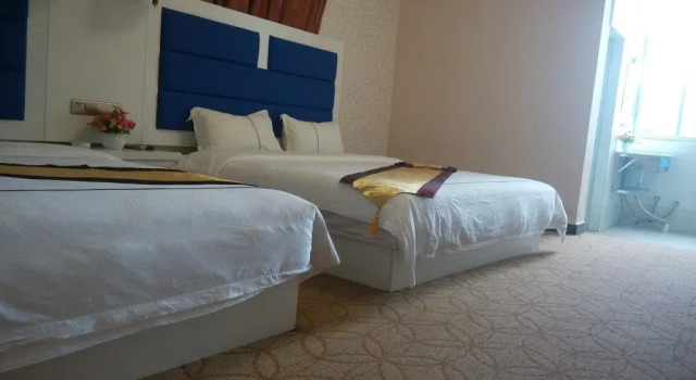 Yitu Hotel, Prenota Hotel Hotel economici a Lijiang