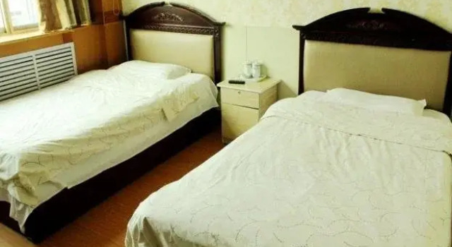 Juxian Business Hotel, Book Hotel Liaocheng Shandong