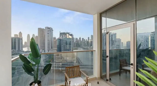 Апартаменты Stylish 2BR With Canal Burj View Near Dubai Mall