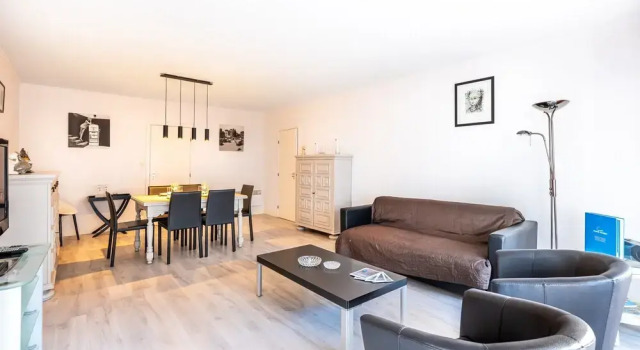 Apartment Near Belgian Coast Beach, Rezerwuj Apartament Hotele w Bruksela z parkingiem, Parking