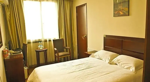 Номер Standard GreenTree Inn Zhejiang Yancheng Xiangshui Jinhai Changjiang Rord Express Hotel