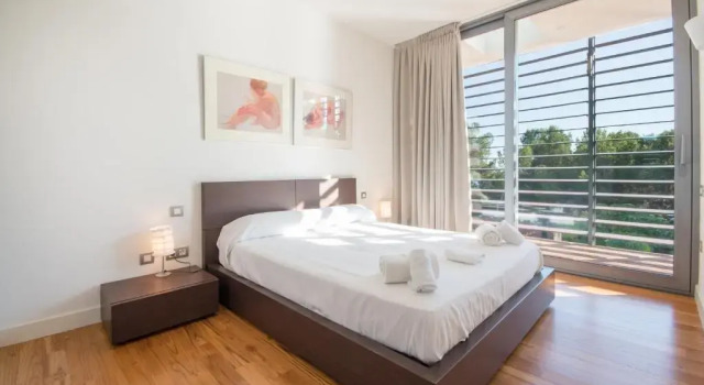 Villa Foixarda near Barcelona, Varaa Villa Hotellit Tarragonès uima-altaalla, Uima-allas