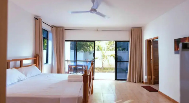 Апартаменты Luxury Diani Luxe Villa ,Private Suites with Kitchens, 600m from Diani Beach