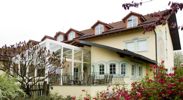 Landidyll Hotel Linderhof, Book Hotel 4-stjernede hoteller i Luther Trail, 4*