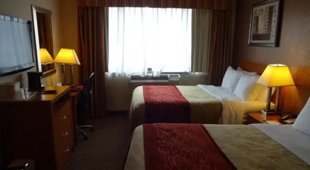 Comfort Inn Bellerose Queens, Забронировать Отель Отели Нью-Йоркской агломерации с парковкой, Парковка