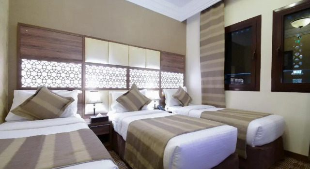 Трёхместный номер Standard Golden Tulip Al-Zahabi