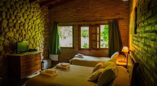 Hotel de campo granja el aromo, Rezervovat Hotel Mina Clavero 