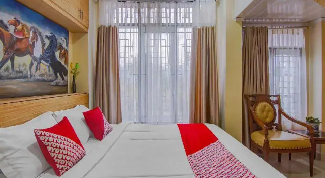 Люкс Reddoorz Syariah near tirtasari sonsang dan banto royo