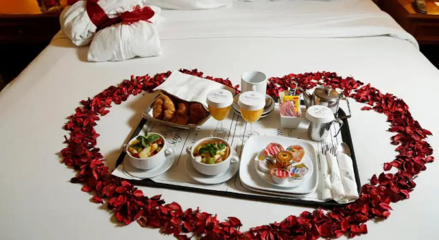 Семейный номер Standard с балконом и с видом на море Bayview Hotel Beirut