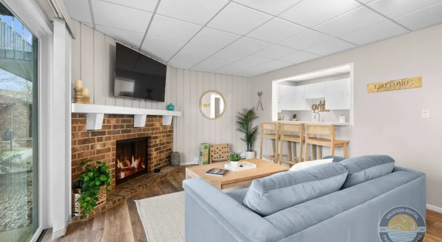 Lake Como Condo With Lake Views and Pool, Reserva ahora Apartahotel Lake Geneva Wisconsin