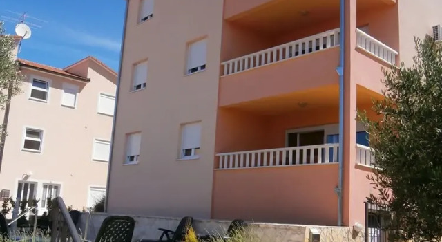 Villa Melitta, Buchen Sie Villa Hotels in Gespanschaft Split-Dalmatien mit Pool, Schwimmbad