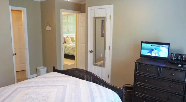 Albright-grace Cottage by Jekyll Realty, Varaa Lomakoti Hotellit Jekyll Island uima-altaalla, Uima-allas