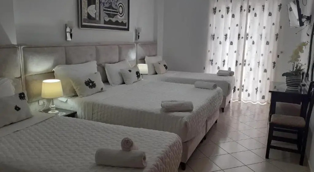 Четырёхместный номер Standard Ceko Hotel