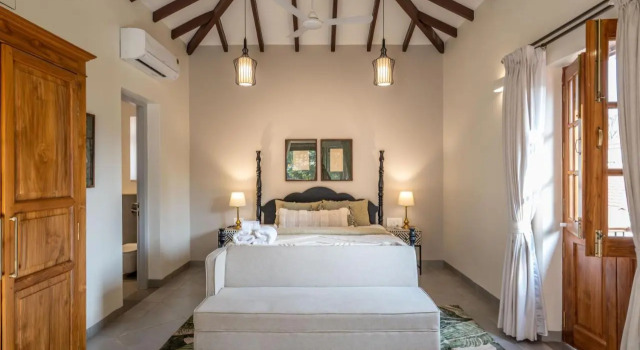 ELIVAAS 4 BHK with Pvt Pool & Terrace - Opalys, Book Villa Villas in Goa, Villa