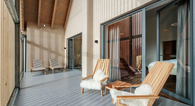 Номер Standard Пентхаус с балконом Romantik Hotel Hirschen