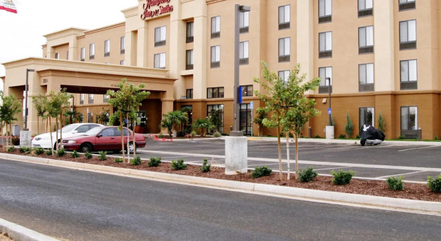 Студия Hampton Inn & Suites Madera