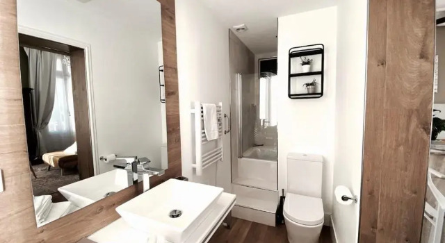 Двухместный номер Deluxe La Domitia - Maison dhôtes, massages & bien-être