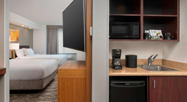 Четырёхместный люкс SpringHill Suites by Marriott Portland Hillsboro