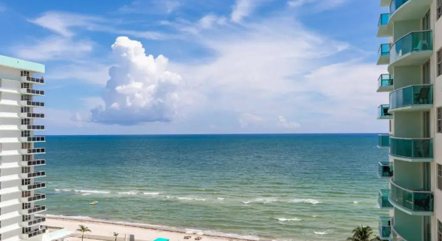 Люкс The Tides Ocean Luxury Suites