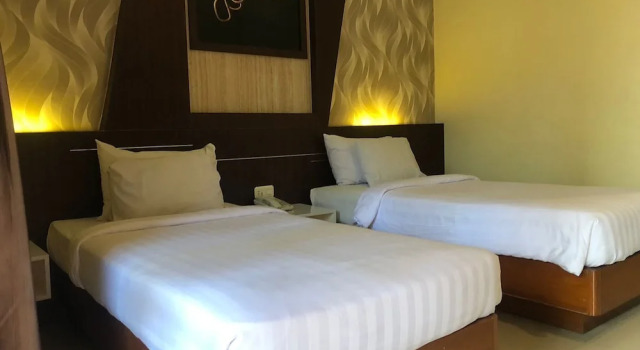 Superior Twin room Votel Kartika Abadi Madiun