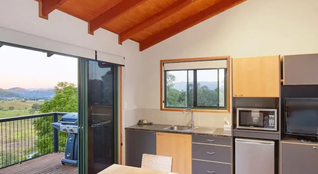 Студия Standard с видом на горы Dayboro Cottages