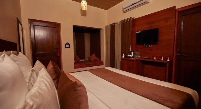 Vijaygarh Resort & Cottages with Private Pool, Book Ferieresort Hoteller i Rajasthan med morgenmad, Morgenmad