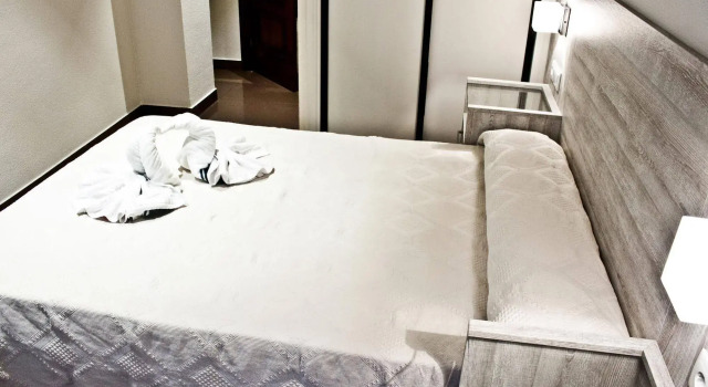 Hotel Playa Poniente, Prenota Hotel Gijón 
