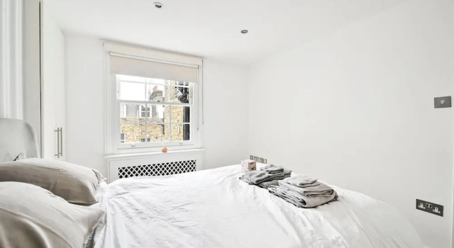 5 Beds House - 5 Mins to Victoria Station, Забронировать Дом для отпуска Лондон Большой Лондон, рядом с Вокзал Виктория