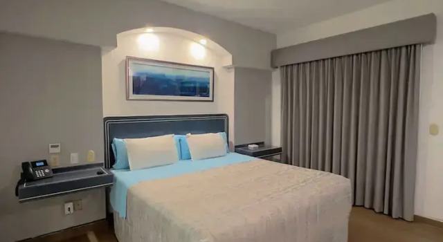 Camera Premium Hotel Pacific