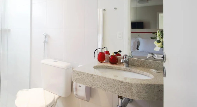 Двухместный номер Premium c 1 комнатой Ez Aclimação Hotel
