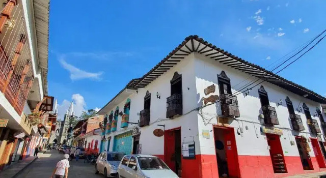 Europa Ecotours, Réserver Hôtel Jardín Antioquia