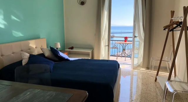 Двухместный номер Deluxe с балконом и с видом на море Casa sul mare