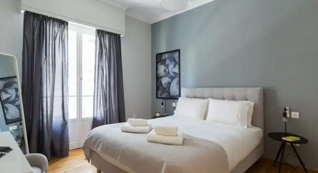 UPSTREET Acropolis Heart Apartments