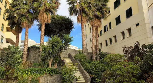 Superior Rentals in Madeira - Lido, Rezerwuj Apartament Serra de Agua Funchal