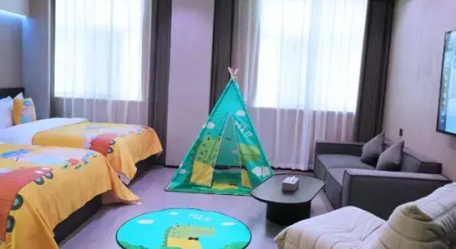 Семейный тент AI Stay Future Hotel (Lanzhou Center West Station)