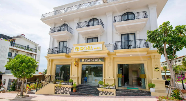 City Center Rosa Hotel, Забронировать Отель Зыонгдонг Фукуок, рядом с Chez Carole Restaurant