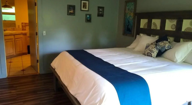 Red Leaf River Inn, Забронировать Отель Уэйнсвилл Аппалачи