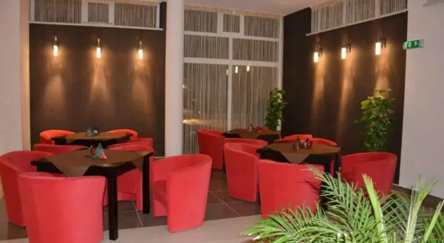 Trzy Korony, Boek Hotel Hotels in Subkarpaten met parkeren, Parkeren