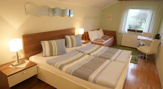Haus Christine, Rezervovat Hotel Hallwang Flachgau
