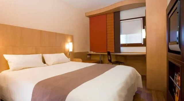 Manzhouli Yi Bi En Hotel, Book Hotel Hotels in Inner Mongolia with a Pool, Swimming Pool