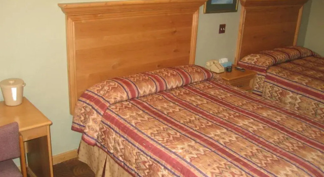 Четырёхместный номер Standard New Summit Inn