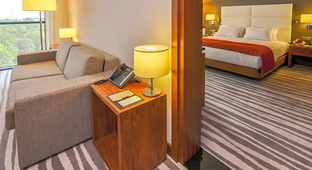 1 soveværelse i dobbelt suite med parkudsigt Double Tree by Hilton Lodz