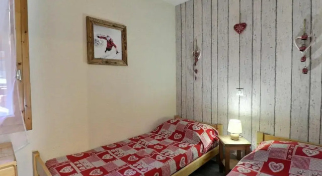 Appartement Méribel, 2 pièces, 4 personnes - FR-1-182-237, Забронировать Апартаменты/квартира Мерибель-ле-Альё Лез-Аллю, рядом с Гондольный подъемник Платьер