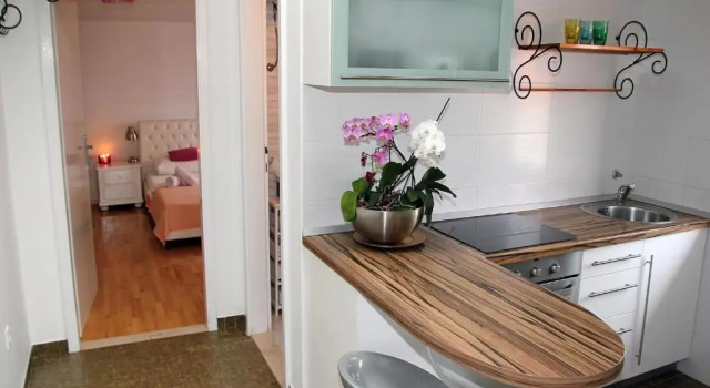 Apartment Iris, Забронировать Апартаменты/квартира Апартаменты Макарска, рядом с Набережная Рива (Макарска), Апартаменты/квартира