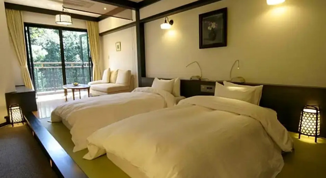 Dreier Zimmer Kasuga Hotel
