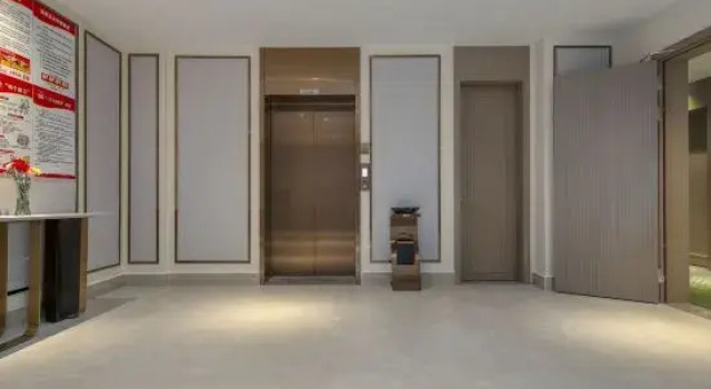 Vienna 3 Best Hotel (Yuhuan Yutan Road), Book Hotel Hoteller i Yuhuan med parkering, Parkering
