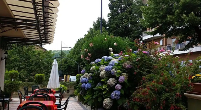 Hotel Ambrosi, Rezervovat Hotel Hotely v Lazio s parkováním, Parkování