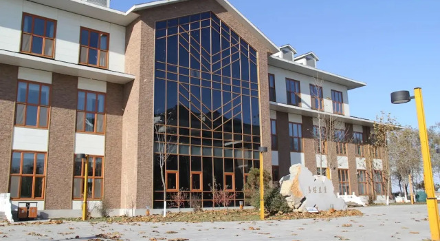 Qingyang Baiyangdian Spring Resort, Book Resort Baoding Hebei