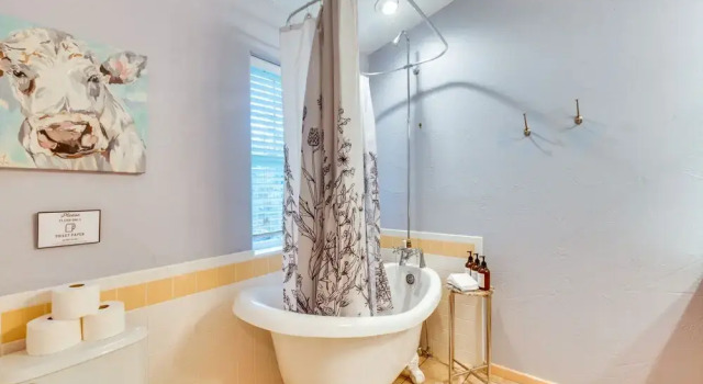 Коттедж с 2 комнатами Cozy Angel Fire Vacation Rental: 4 Mi to Resort!