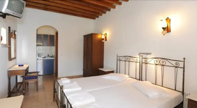 Thalatta, Book Apartment Faros Sifnos
